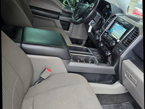 Used 2017 Ford F150 XLT w/ Equipment Group 302A Luxury image 9