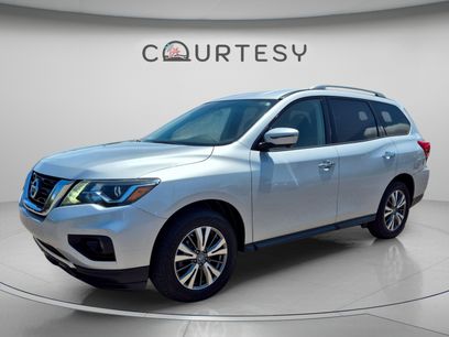 Used 2019 Nissan Pathfinder SL