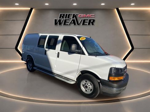 Used 2025 GMC Savana 2500 w/ Driver Convenience Package RWD image 7