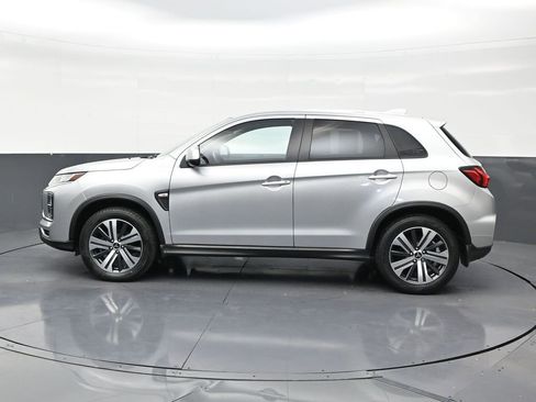 Used 2022 Mitsubishi Outlander Sport FWD image 2