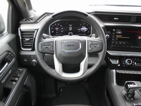 New 2026 GMC Sierra 1500 Denali image 10