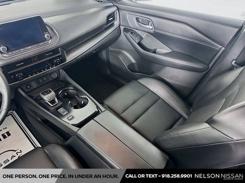 Certified 2025 Nissan Rogue SV w/ SV Premium Package FWD image 23