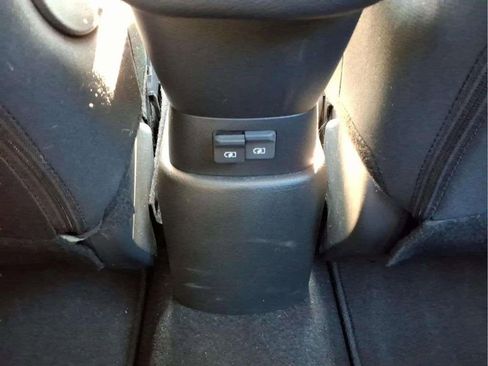 Used 2025 Nissan Kicks Play S image 13