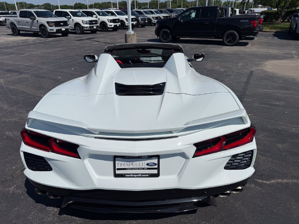 Used 2023 Chevrolet Corvette Stingray Preferred Conv w/ Z51 Performance Package RWD image 11