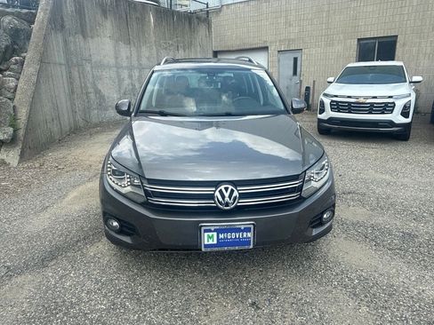 Used 2012 Volkswagen Tiguan S AWD/4WD image 9