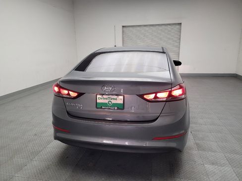 Used 2018 Hyundai Elantra SE FWD image 7