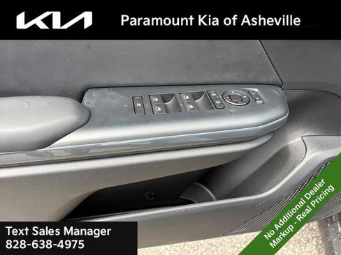 New 2026 Kia K4 EX FWD image 25