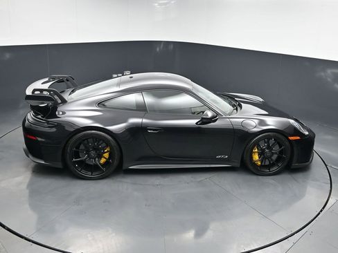 Certified 2026 Porsche 911 GT3 w/ Chrono Package RWD image 17