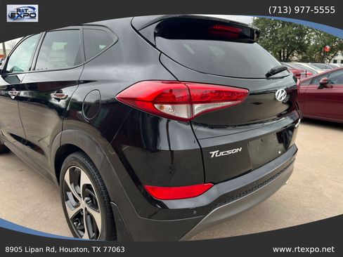 Used 2016 Hyundai Tucson Limited w/ Option Group 03 FWD image 15