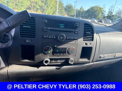 Used 2011 Chevrolet Silverado 1500 LT w/ Texas Edition RWD image 17