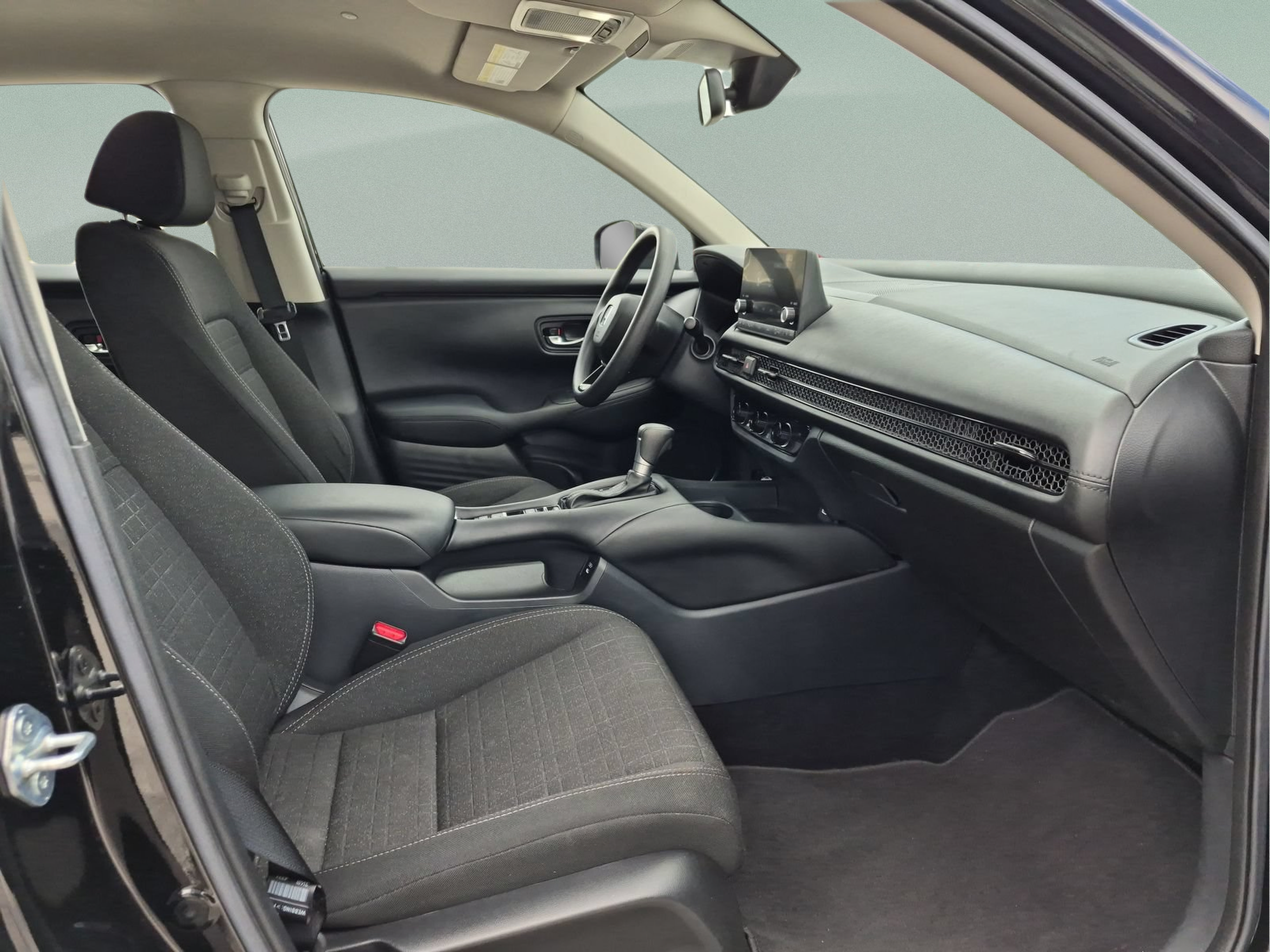 Certified 2025 Honda HR-V LX image 20