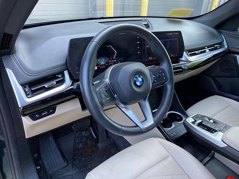 Used 2025 BMW X1 xDrive28i w/ Convenience Package AWD/4WD image 23