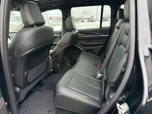 New 2026 Jeep Grand Cherokee Limited image 11