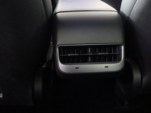 Used 2023 Tesla Model 3 Standard Range image 44