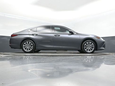 Used 2024 Lexus ES 350 image 43