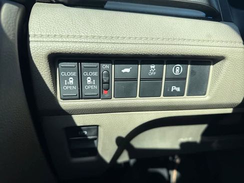 Used 2023 Honda Odyssey Touring image 22