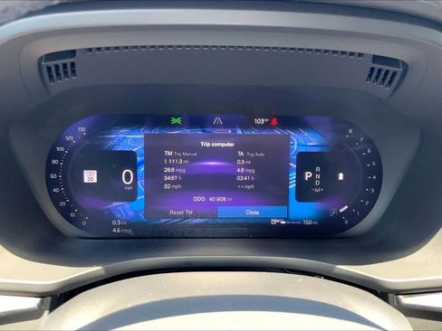 Used 2023 Volvo XC60 B5 Ultimate w/ Climate Package FWD image 26