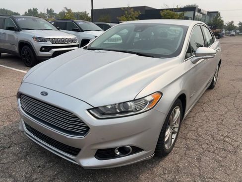 Used 2015 Ford Fusion Titanium FWD image 1