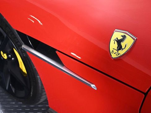 Certified 2025 Ferrari 12Cilindri image 21