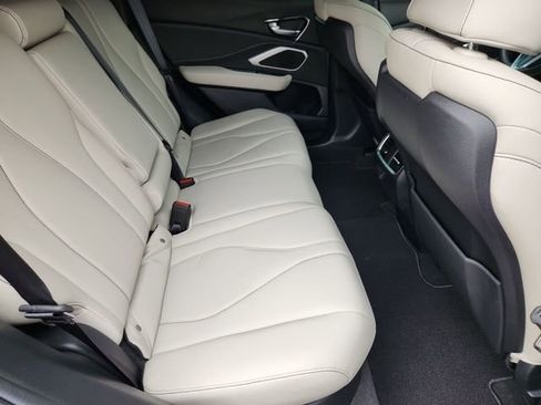 Used 2025 Acura RDX SH-AWD image 26