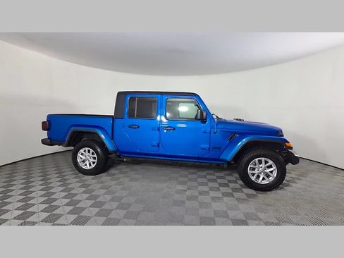 Used 2023 Jeep Gladiator Sport AWD/4WD image 35
