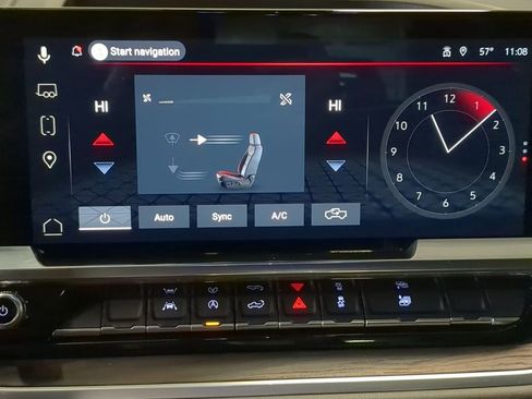 Used 2025 GMC Sierra 1500 SLT image 19