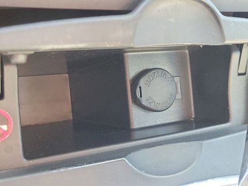 Used 2010 Toyota Corolla LE image 26