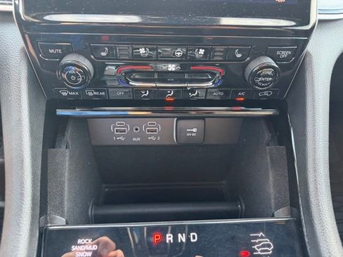 Used 2022 Jeep Grand Cherokee Trailhawk image 28