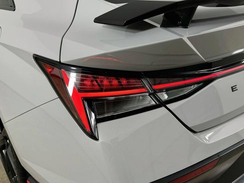 Used 2025 Hyundai Elantra N FWD image 12