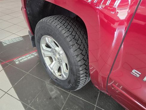 Used 2018 Chevrolet Silverado 1500 LT w/ All Star Edition AWD/4WD image 35