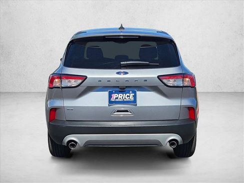 Used 2022 Ford Escape SE w/ Convenience Package FWD image 8