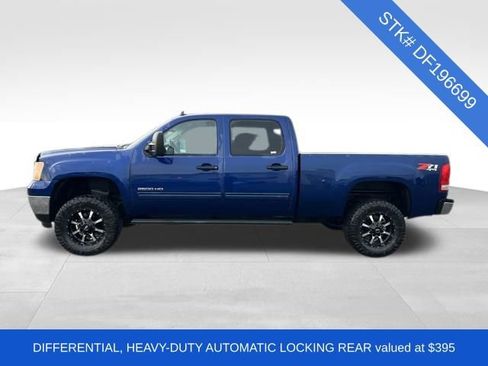 Used 2013 GMC Sierra 2500 SLE w/ Suspension Package, Off-Road image 4