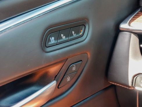 Used 2023 Cadillac Escalade Sport Platinum AWD/4WD image 16