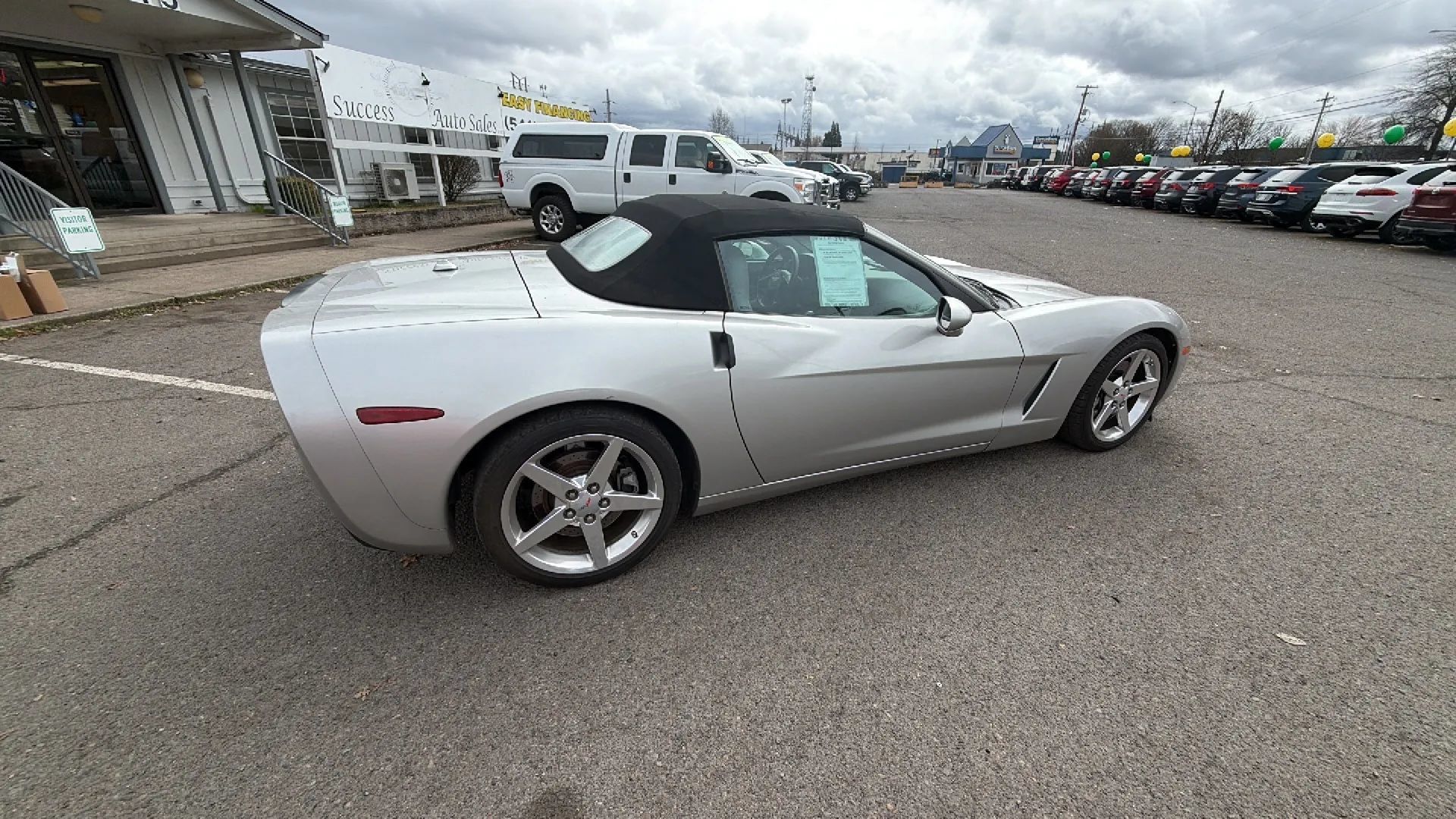 Used 2005 Chevrolet Corvette Convertible w/ Preferred Equipment Group RWD image 3