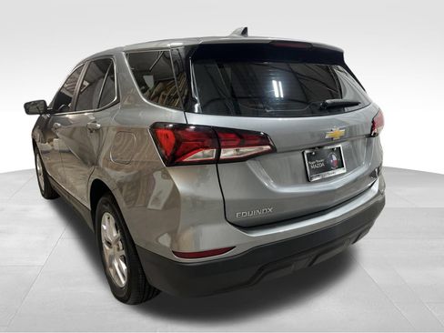 Used 2023 Chevrolet Equinox LS FWD image 7
