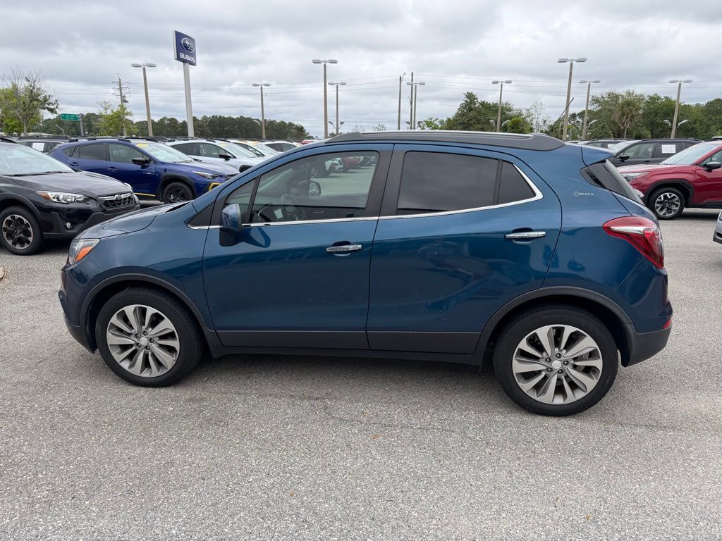 Used 2020 Buick Encore Preferred w/ Safety Package FWD image 9