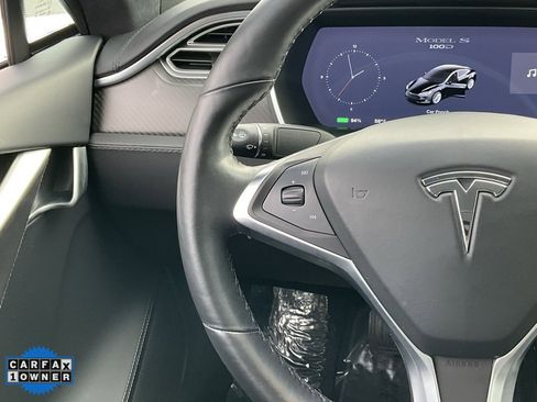 Used 2018 Tesla Model S 100D image 40