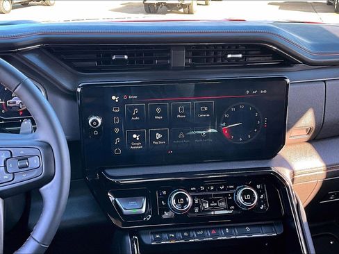 Used 2024 GMC Sierra 1500 AT4 w/ AT4 Premium Package image 6