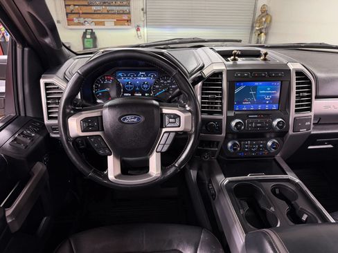 Used 2020 Ford F350 Platinum AWD/4WD image 25