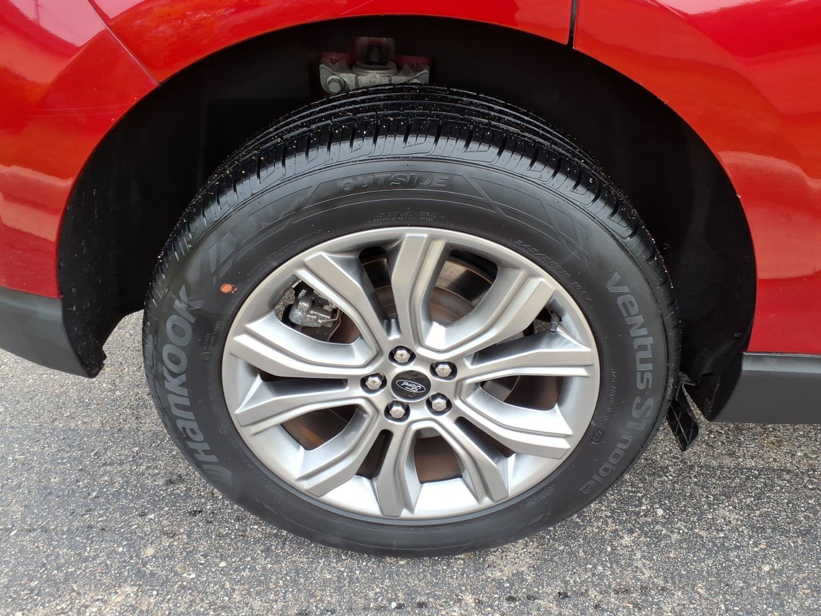 Certified 2024 Ford Edge Titanium AWD/4WD image 7