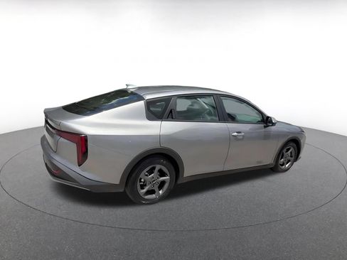 Used 2025 Kia K4 FWD image 15