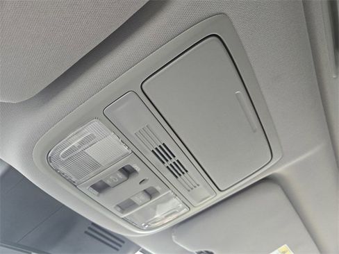 Used 2017 Honda CR-V EX image 19