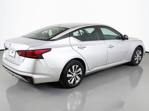 Used 2020 Nissan Altima 2.5 S FWD image 8