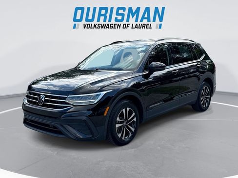 Used 2023 Volkswagen Tiguan S FWD image 1