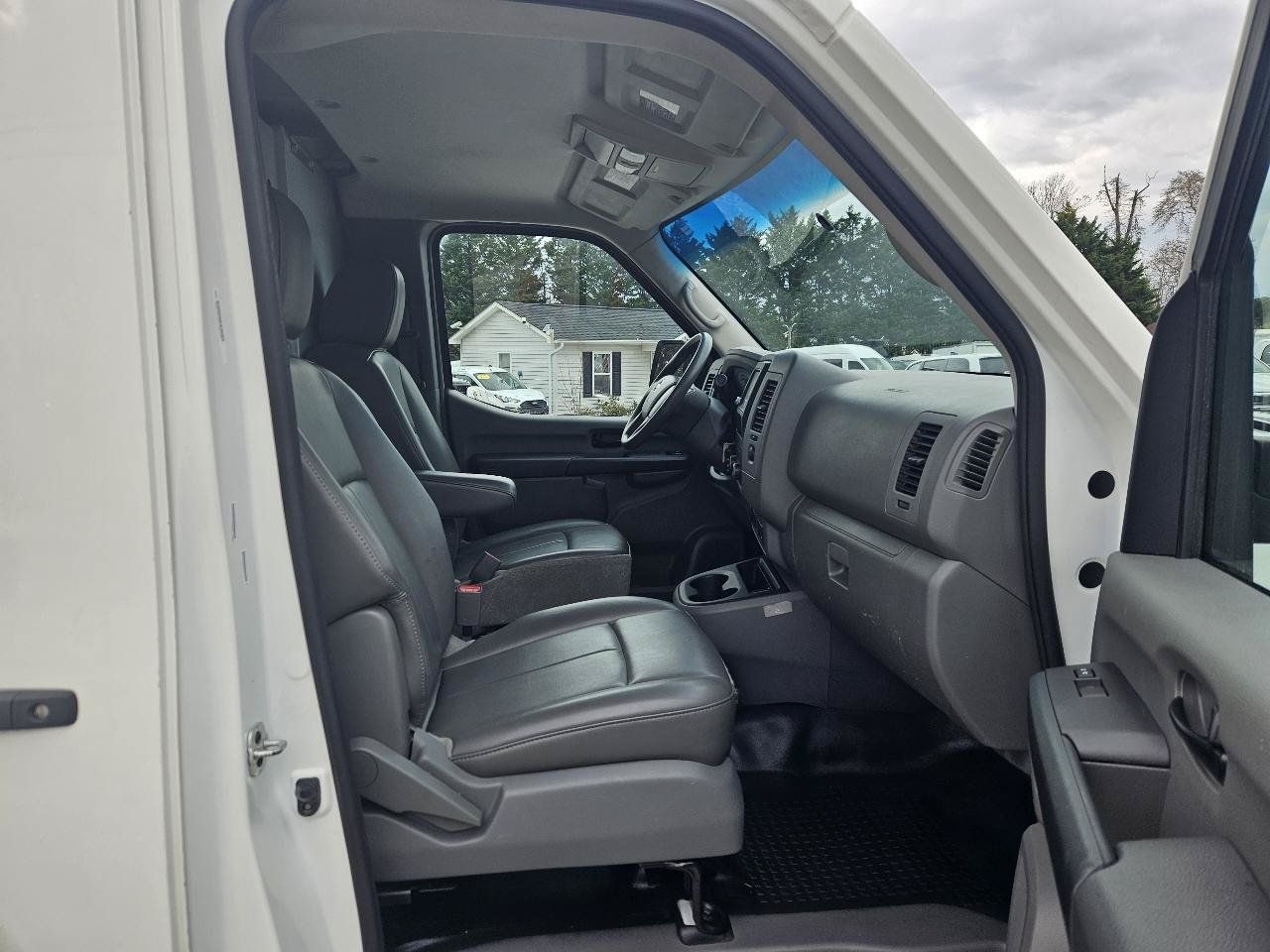 Used 2019 Nissan NV 1500 S RWD image 26