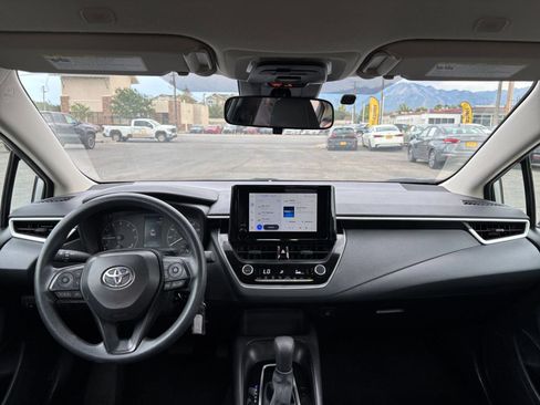 Used 2025 Toyota Corolla LE FWD image 31