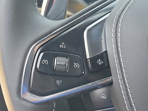 New 2025 Chevrolet Corvette E-Ray image 5