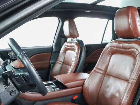 Used 2025 Lincoln Aviator Reserve w/ Jet Appearance Package AWD/4WD image 24