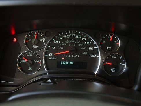 Used 2024 GMC Savana 2500 Work Van w/ Driver Convenience Package image 21