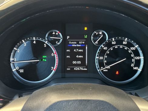 Certified 2022 Lexus GX 460 Premium w/ Premium Plus Package AWD/4WD image 29